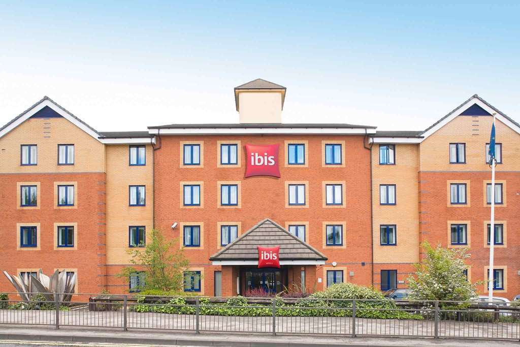 Ibis Cardiff Gate - International Business Park Hotel Exterior photo