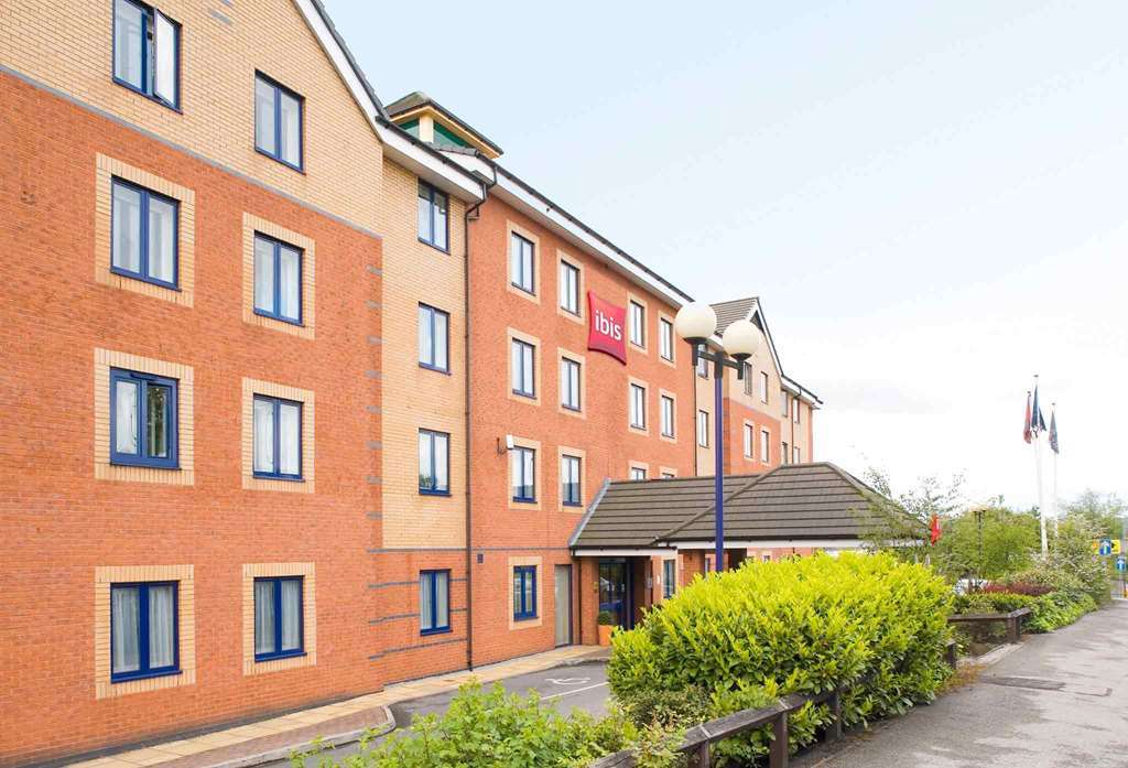 Ibis Cardiff Gate - International Business Park Hotel Exterior photo