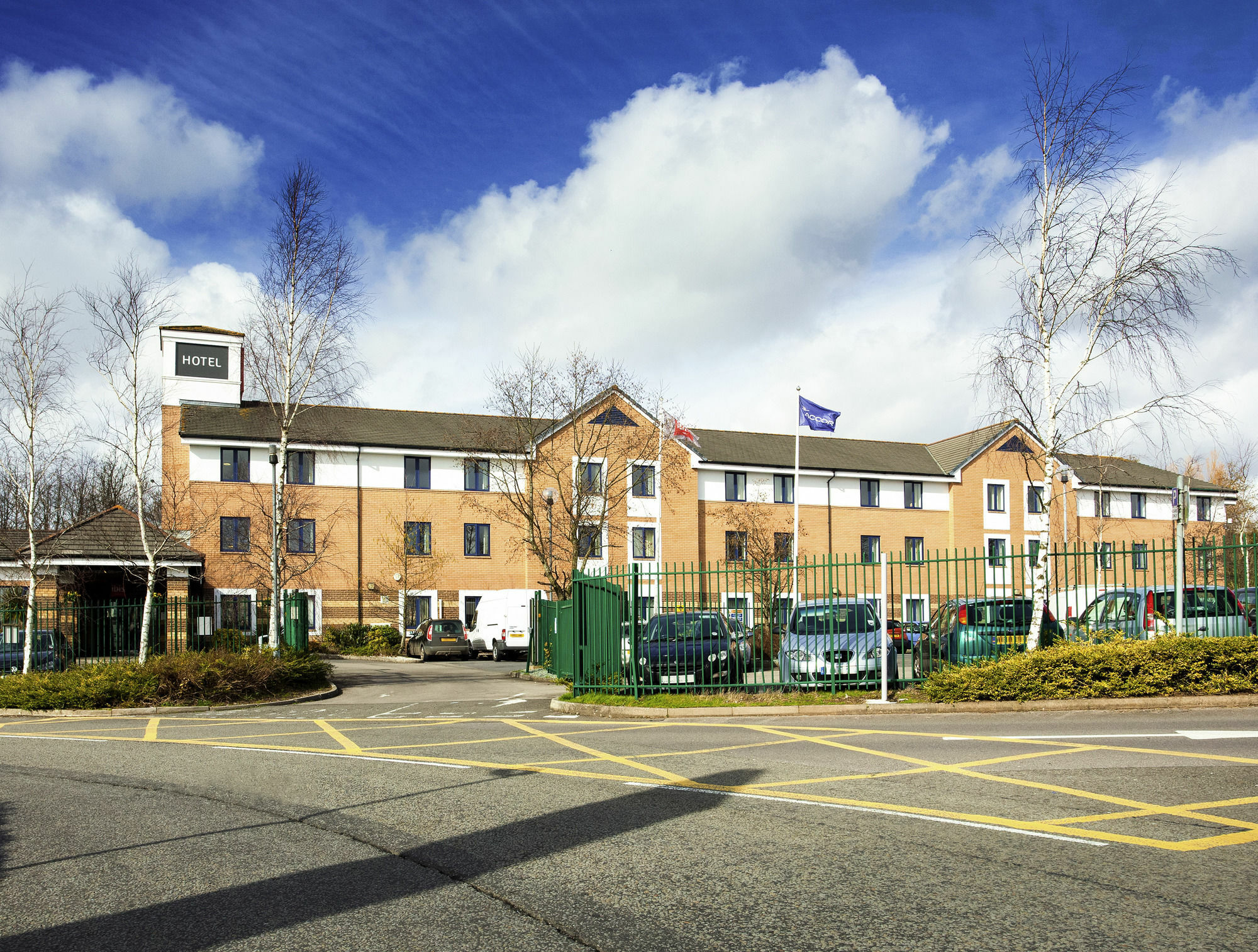 Ibis Cardiff Gate - International Business Park Hotel Exterior photo